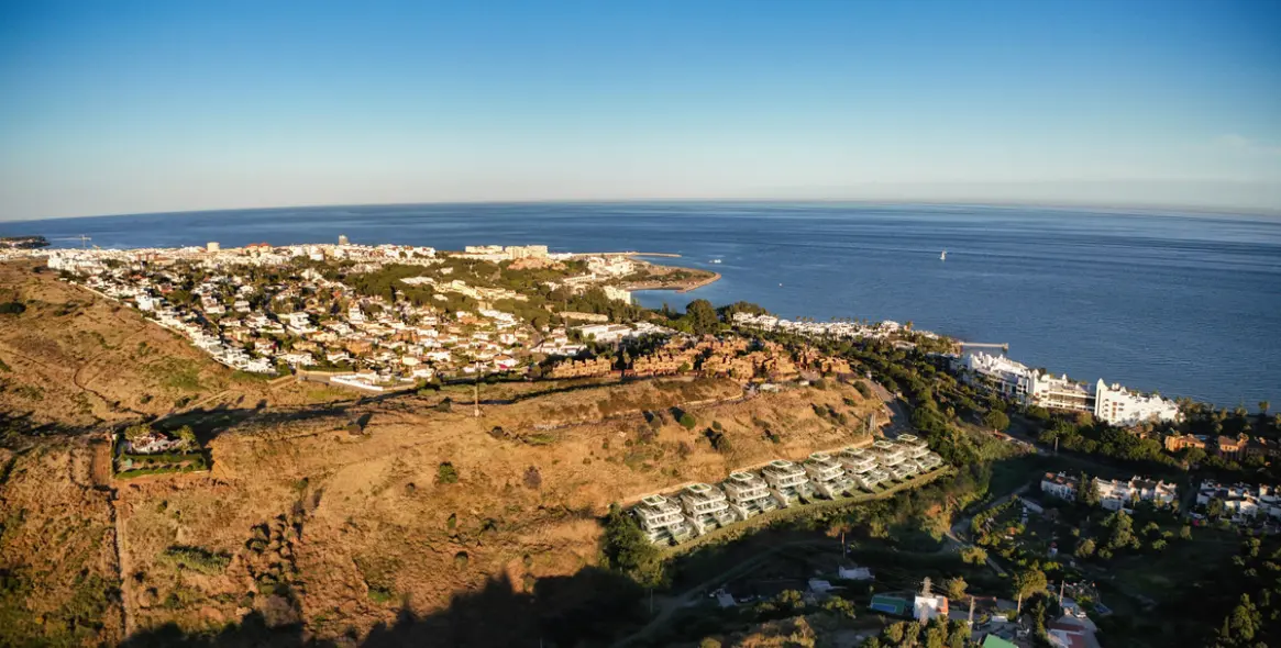 Sale of detached villa in Estepona 14