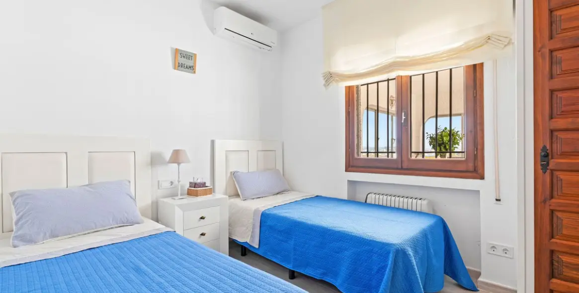 Продажа  отдельно стоящей виллы в Torrenueva 21