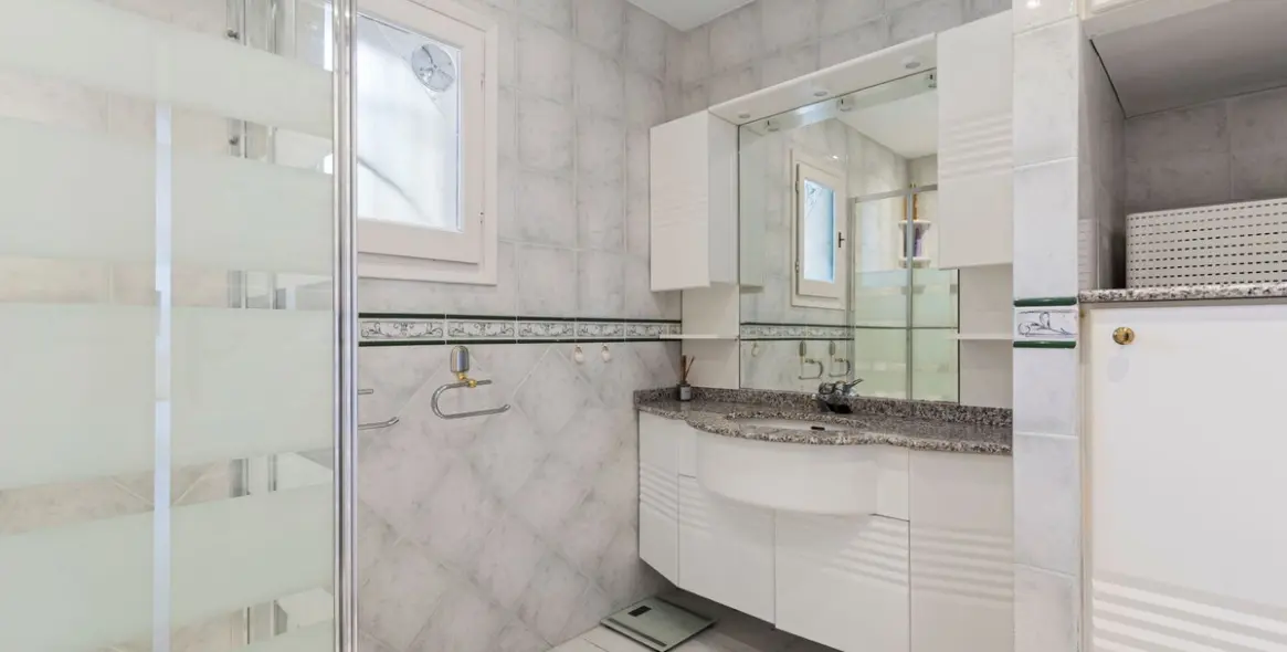 Продажа  отдельно стоящей виллы в Torrenueva 23