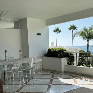 Venta de apartamento en planta baja en Estepona