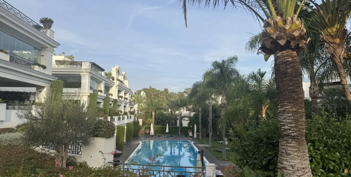 Venta de apartamento en planta baja en Estepona 12