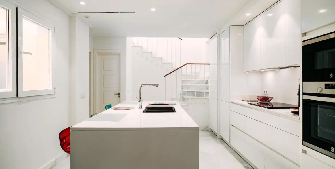 Sale of penthouse duplex in Málaga Centro 22