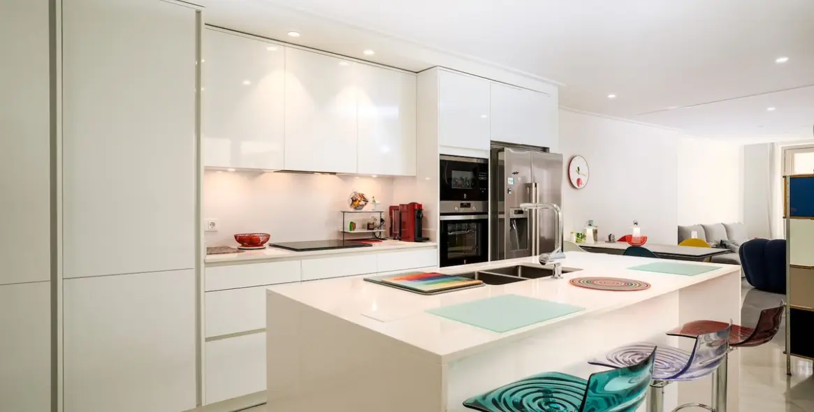 Sale of penthouse duplex in Málaga Centro 25