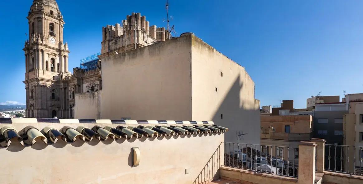 Sale of penthouse duplex in Málaga Centro 39
