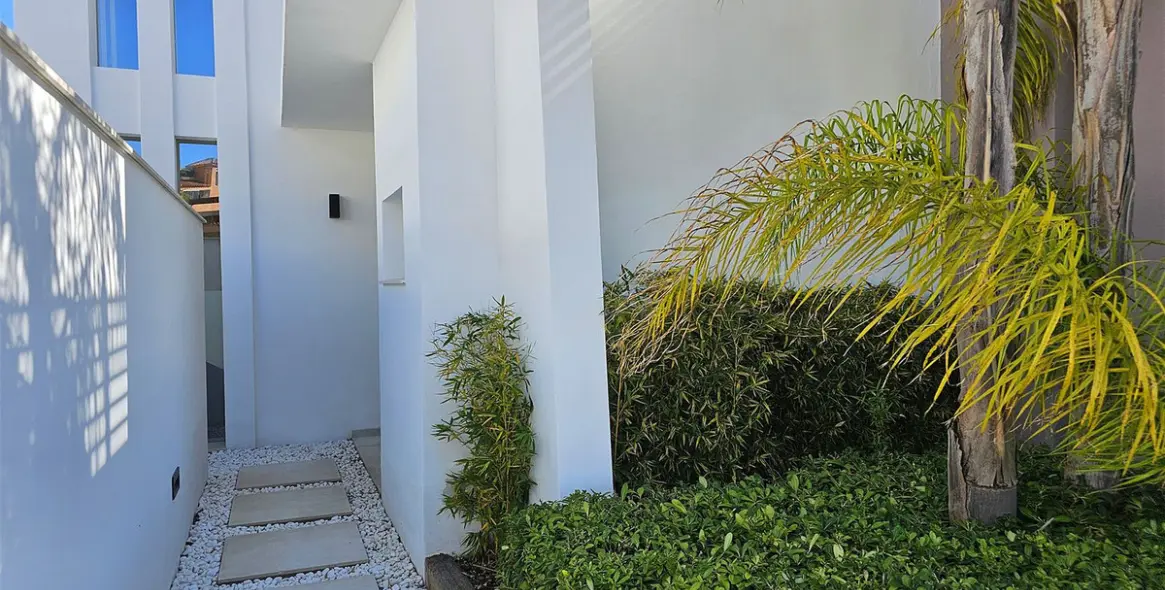 Venta de villa independiente en Riviera del Sol 4