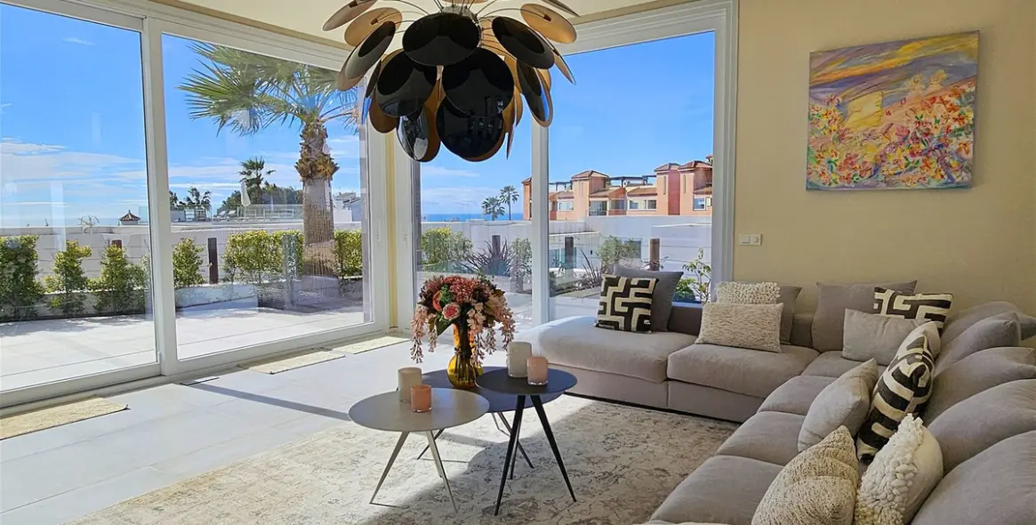 Venta de villa independiente en Riviera del Sol 6