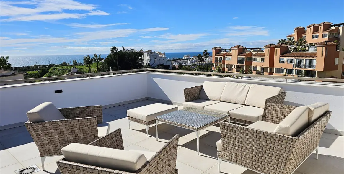 Venta de villa independiente en Riviera del Sol 40
