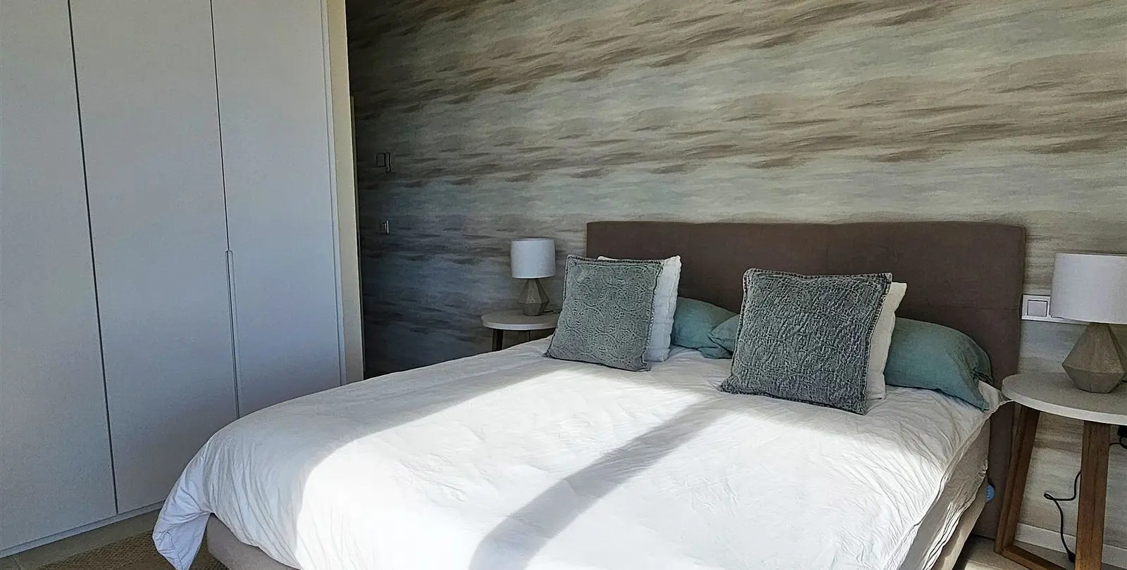 Sale of detached villa in Riviera del Sol 16