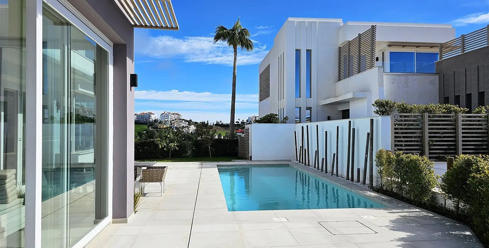 Sale of detached villa in Riviera del Sol 24