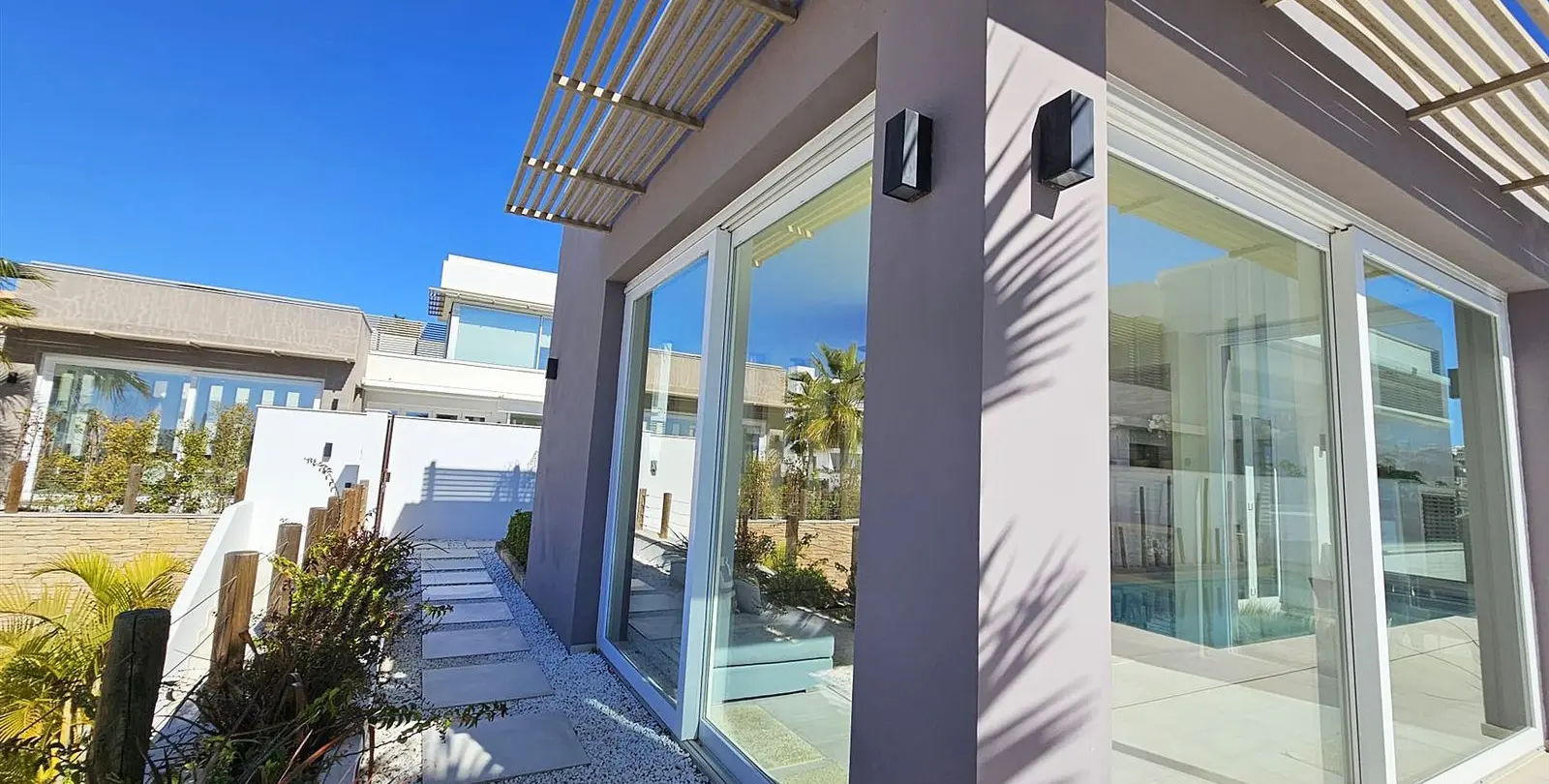 Sale of detached villa in Riviera del Sol 29