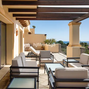 Venta de apartamento en planta media en Nueva Andalucía