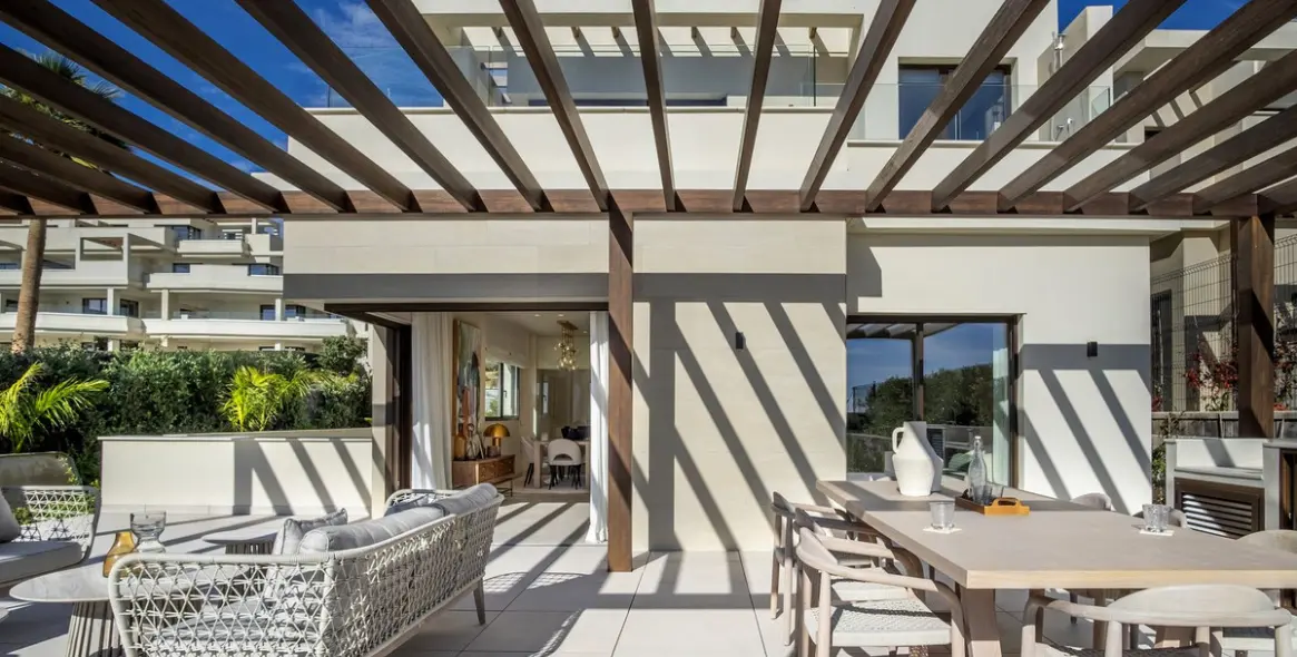 Продажа  отдельно стоящей виллы в New Golden Mile 21