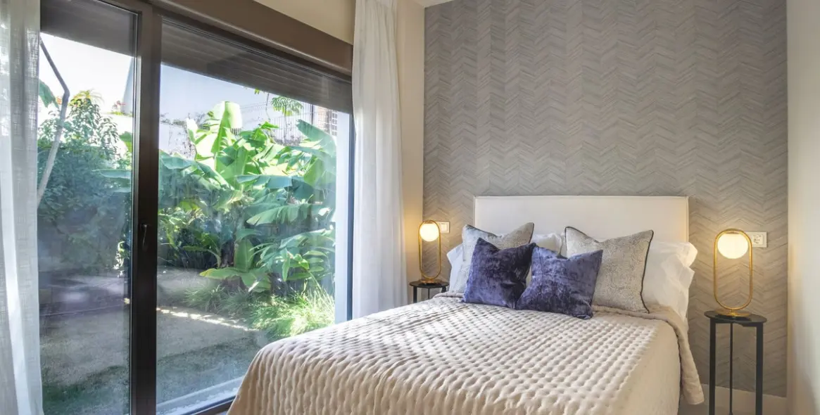 Продажа  отдельно стоящей виллы в New Golden Mile 32