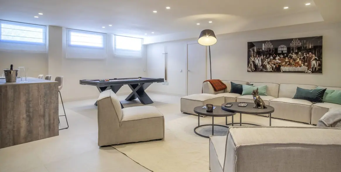 Venta de villa independiente en New Golden Mile 40