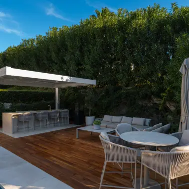 Venta de villa independiente en Nueva Andalucía