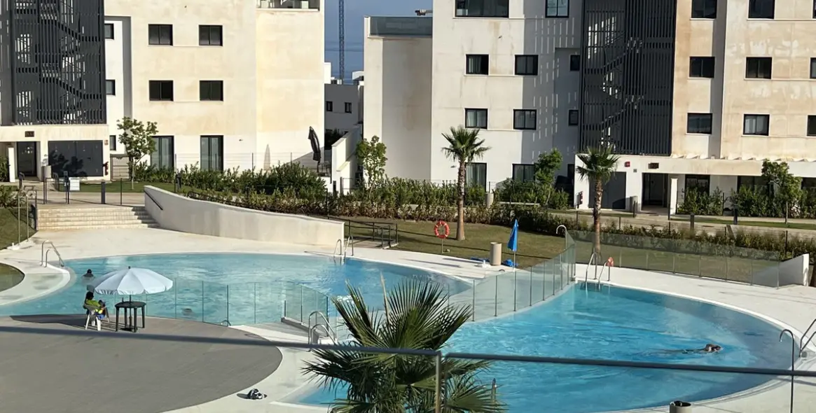 Долгосрочная аренда апартаментов на среднем этаже в Fuengirola 2