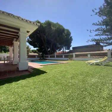 Long-term rent of detached villa in Costabella