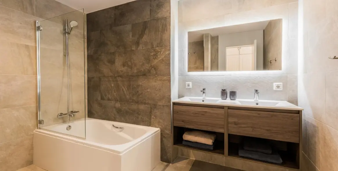 Долгосрочная аренда апартаментов на среднем этаже в Elviria 12