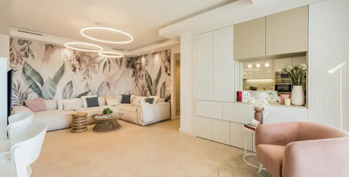 Long-term rent of middle floor apartment in Elviria 1