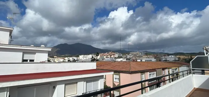 Долгосрочная аренда пентхауса в Estepona 0