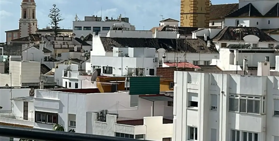 Долгосрочная аренда пентхауса в Estepona 14