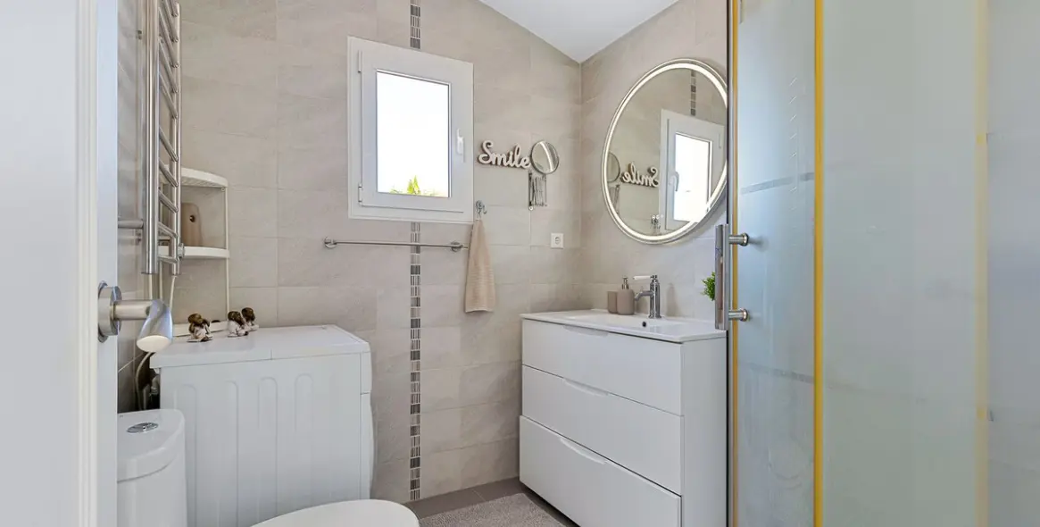 Sale of penthouse in Fuengirola 10