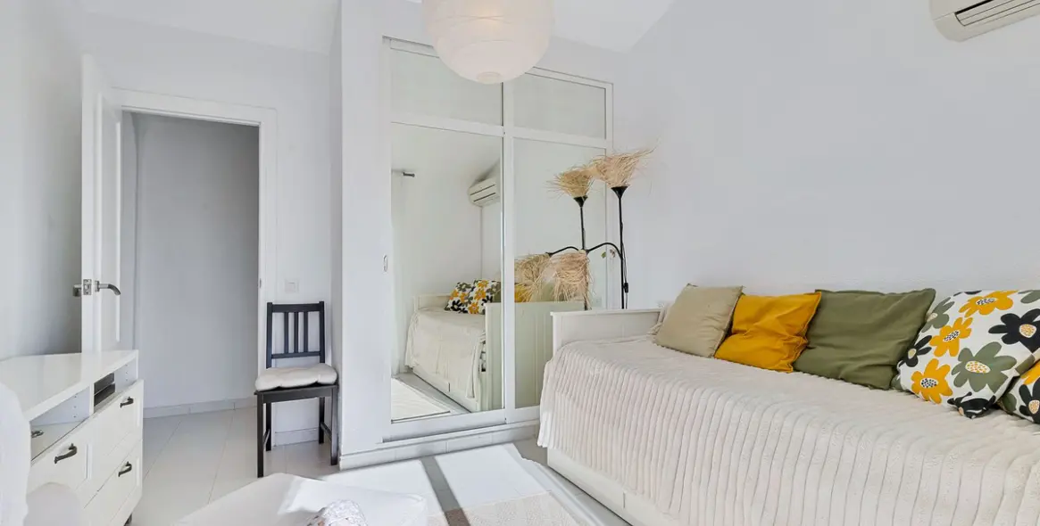 Sale of penthouse in Fuengirola 11