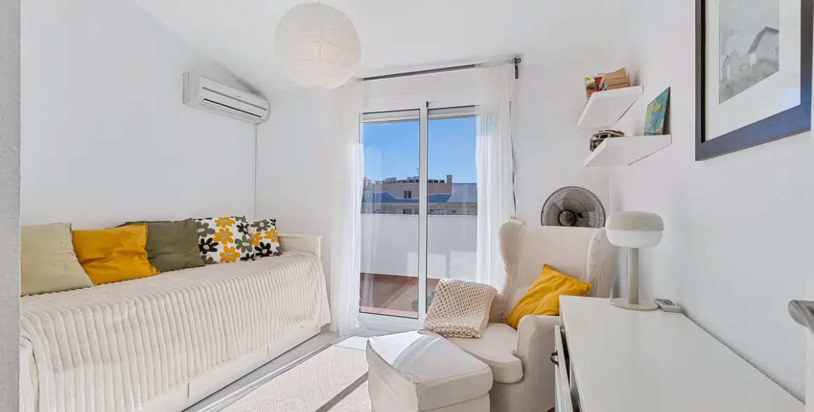 Sale of penthouse in Fuengirola 12