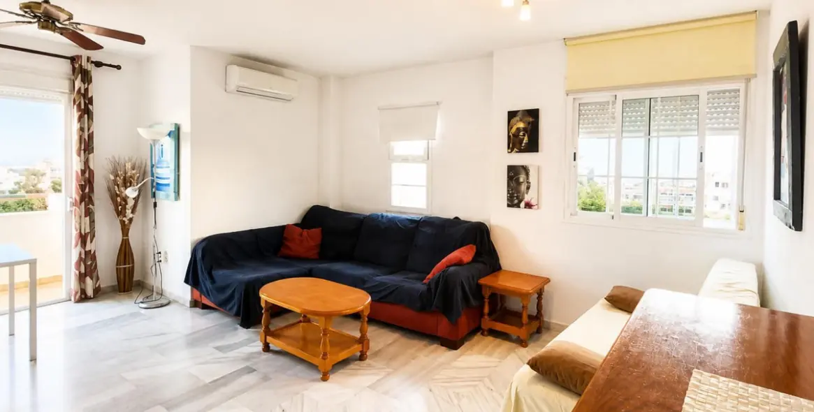 Sale of penthouse in Montemar 2