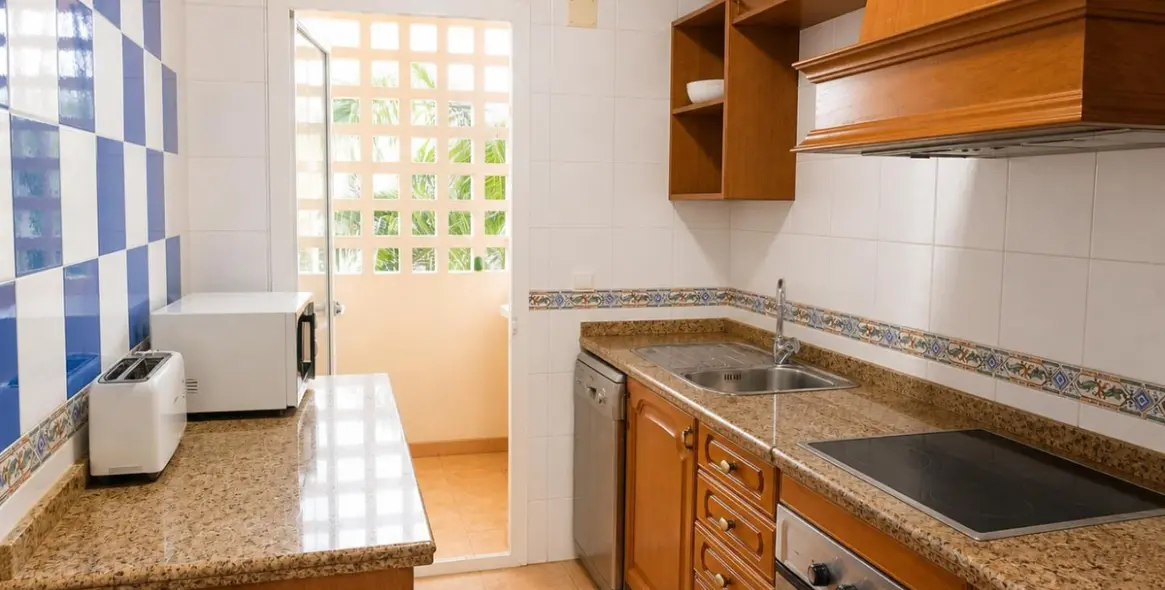 Sale of penthouse in Montemar 8