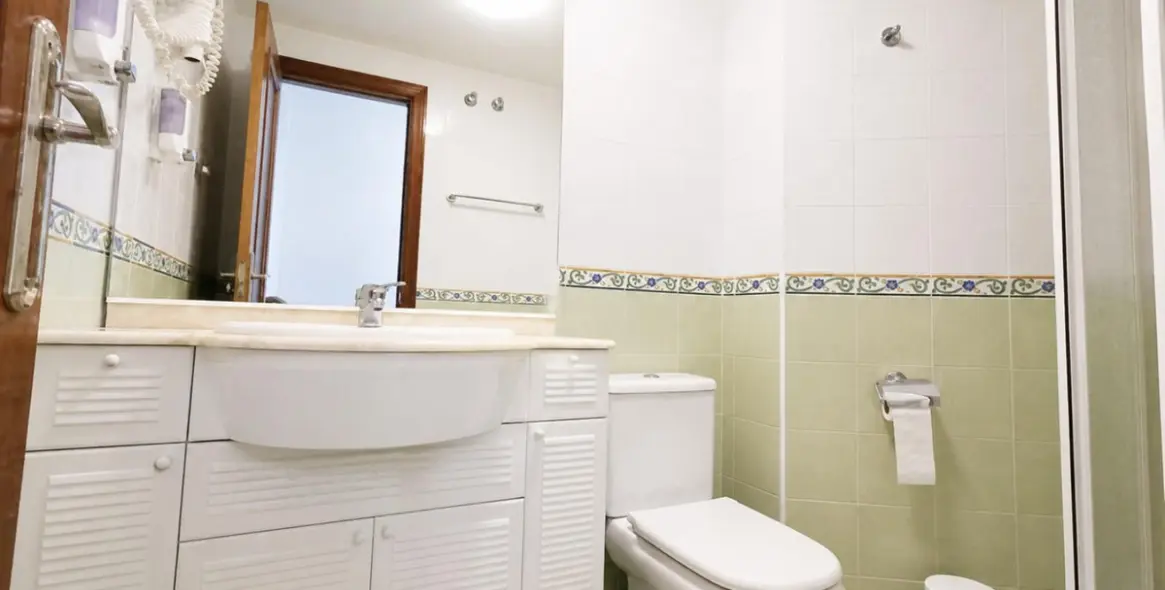 Sale of penthouse in Montemar 18