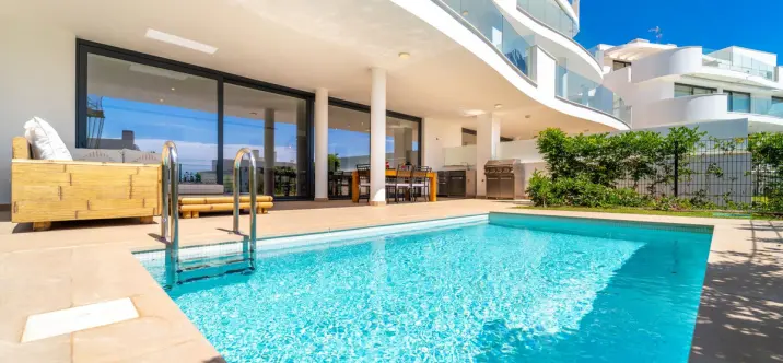 Sale of ground floor apartment in Fuengirola 0