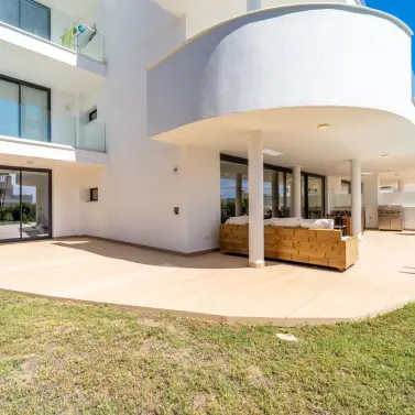 Sale of ground floor apartment in Fuengirola