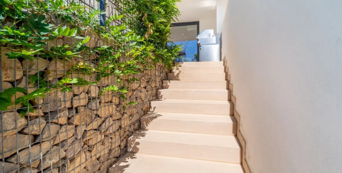 Sale of ground floor apartment in Fuengirola 9