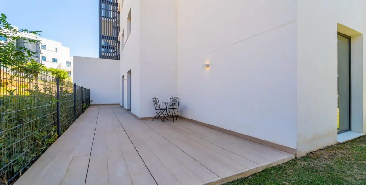 Sale of ground floor apartment in Fuengirola 11