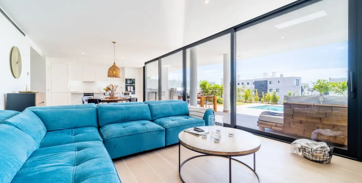 Sale of ground floor apartment in Fuengirola 13