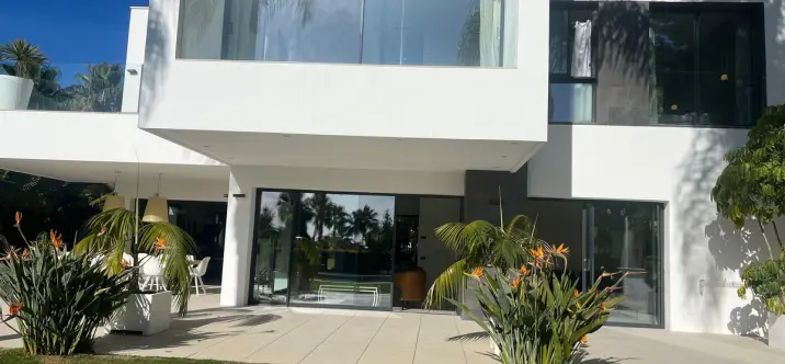 Venta de villa independiente en Nagüeles 2