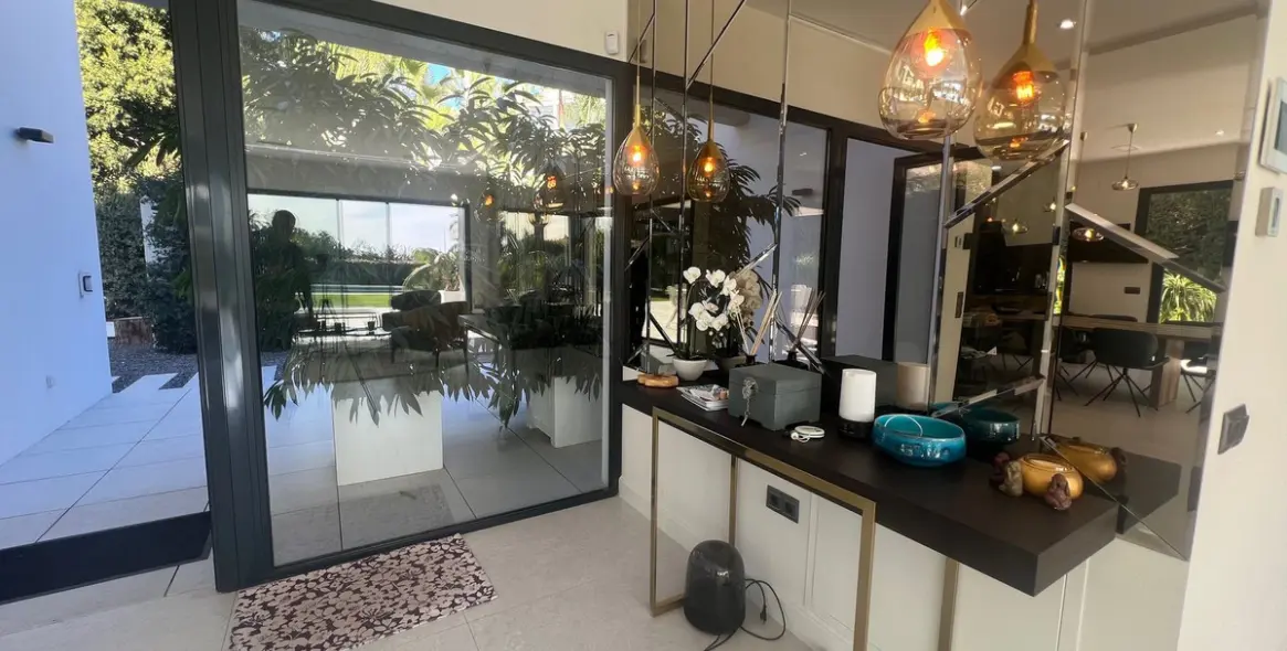 Venta de villa independiente en Nagüeles 30