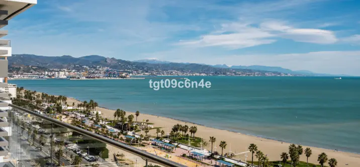 Sale of middle floor apartment in Málaga 2