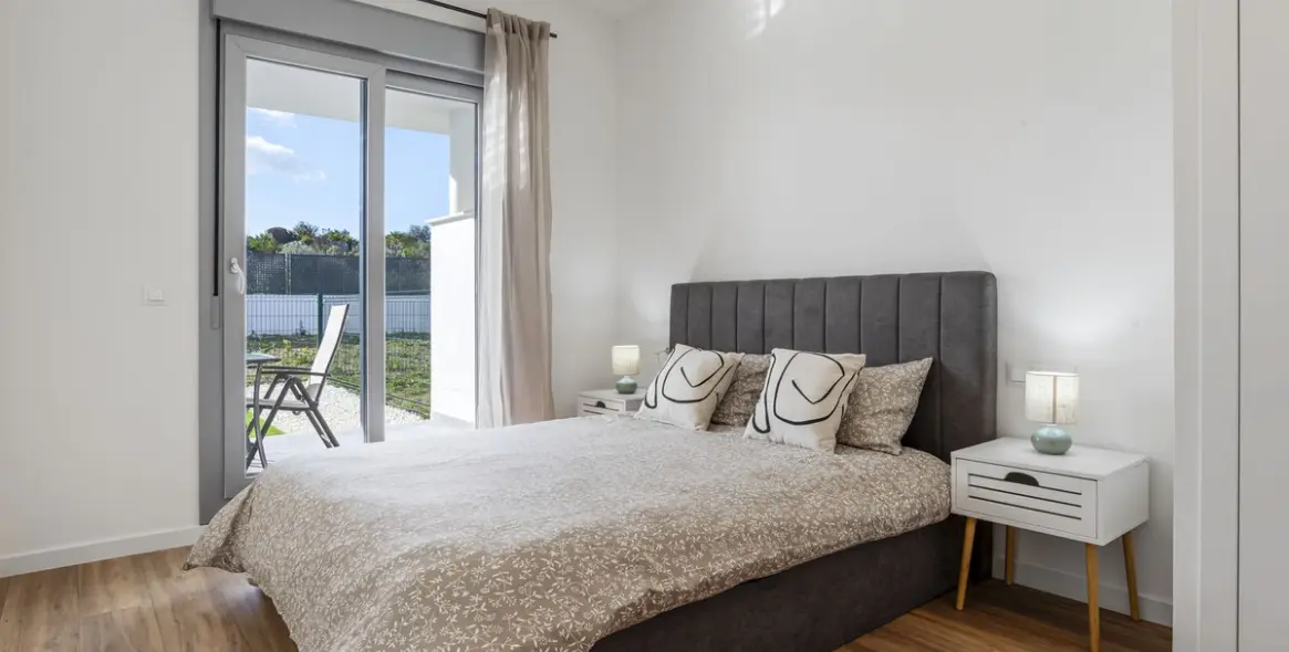 Долгосрочная аренда апартаментов на первом этаже в Valle Romano 15