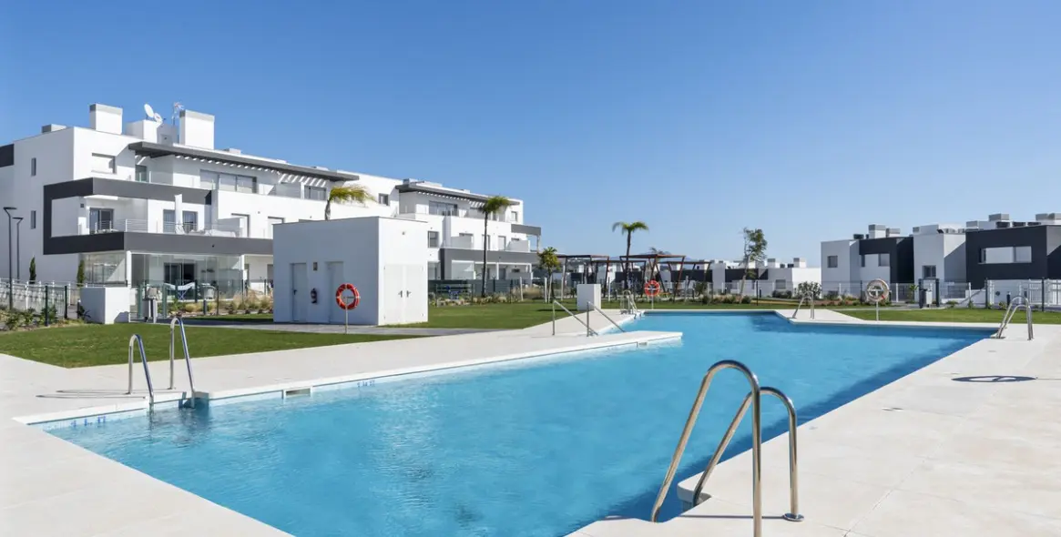 Долгосрочная аренда апартаментов на первом этаже в Valle Romano 19