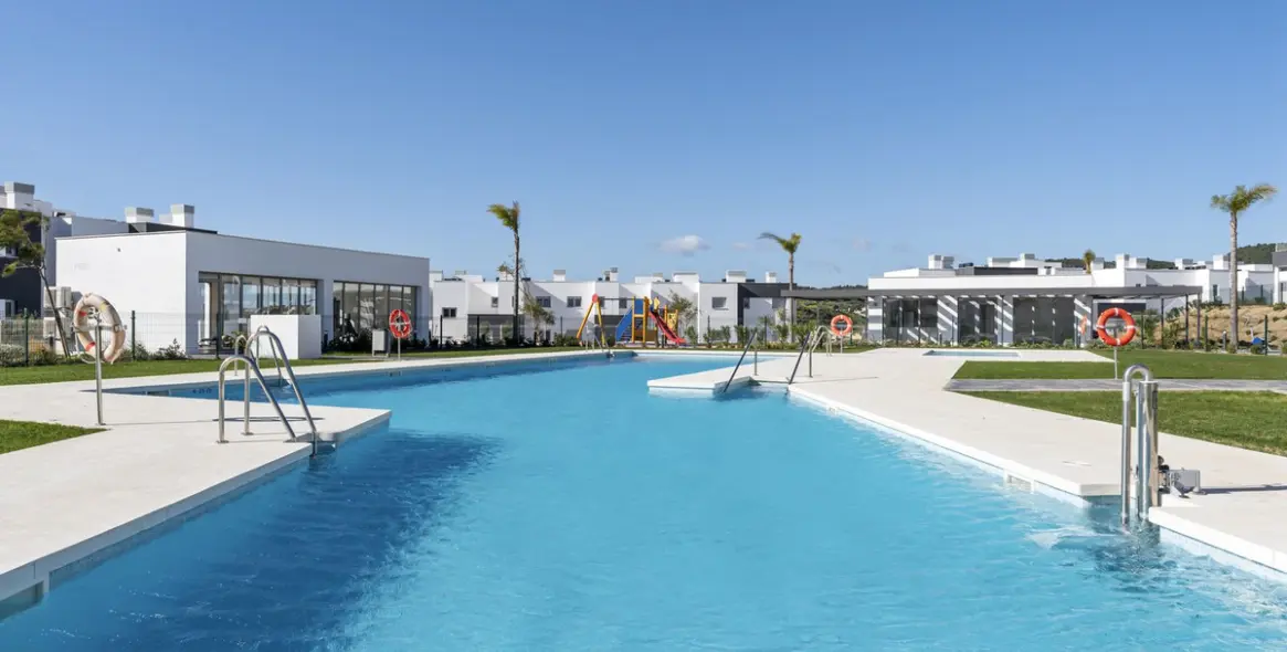 Долгосрочная аренда апартаментов на первом этаже в Valle Romano 20