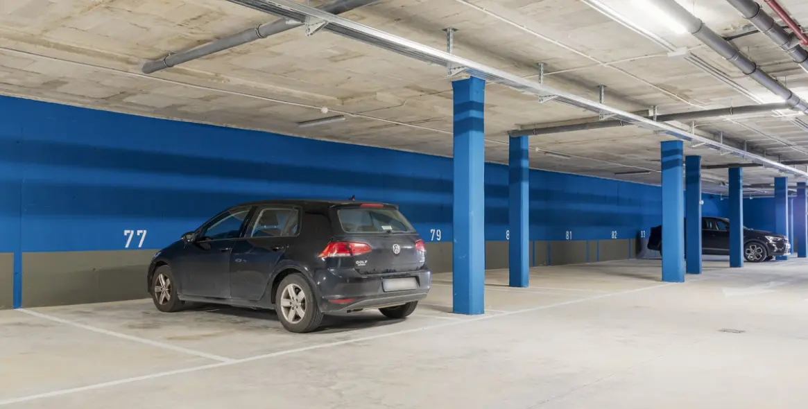 Alquiler a largo plazo de apartamento en planta baja en Valle Romano 26