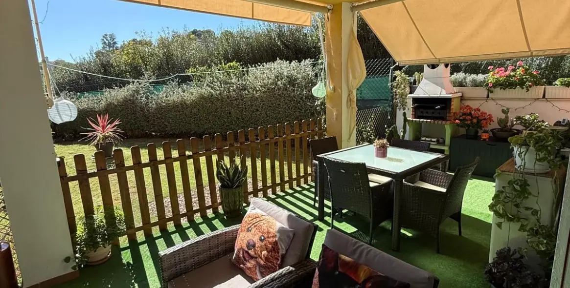 Продажа апартаментов на первом этаже в Marbella 2