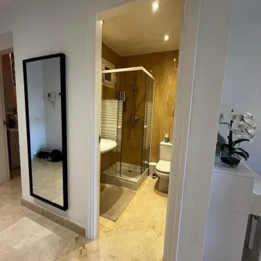 Продажа апартаментов на первом этаже в Elviria