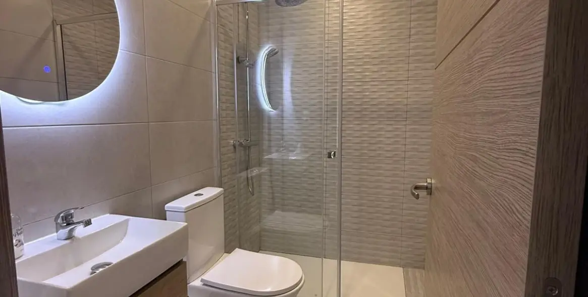 Sale of middle floor apartment in Torrequebrada 11