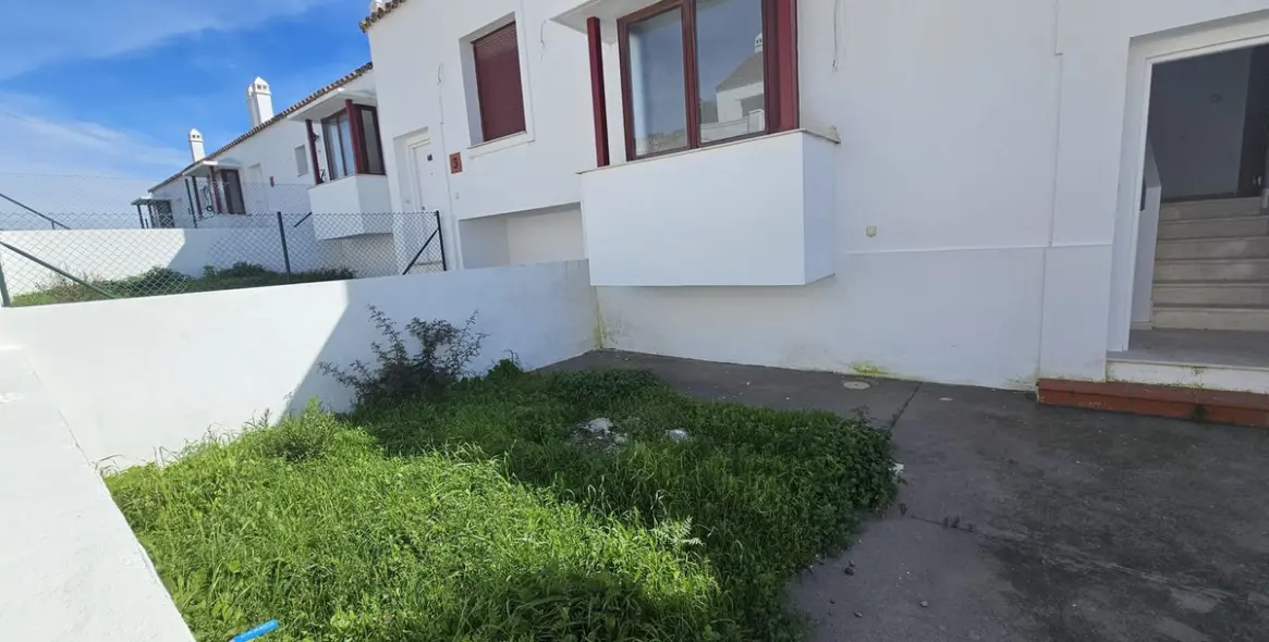 Продажа таунхауса в Doña Julia 3