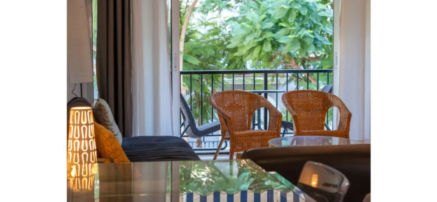 Venta de apartamento en planta media en Los Boliches 1