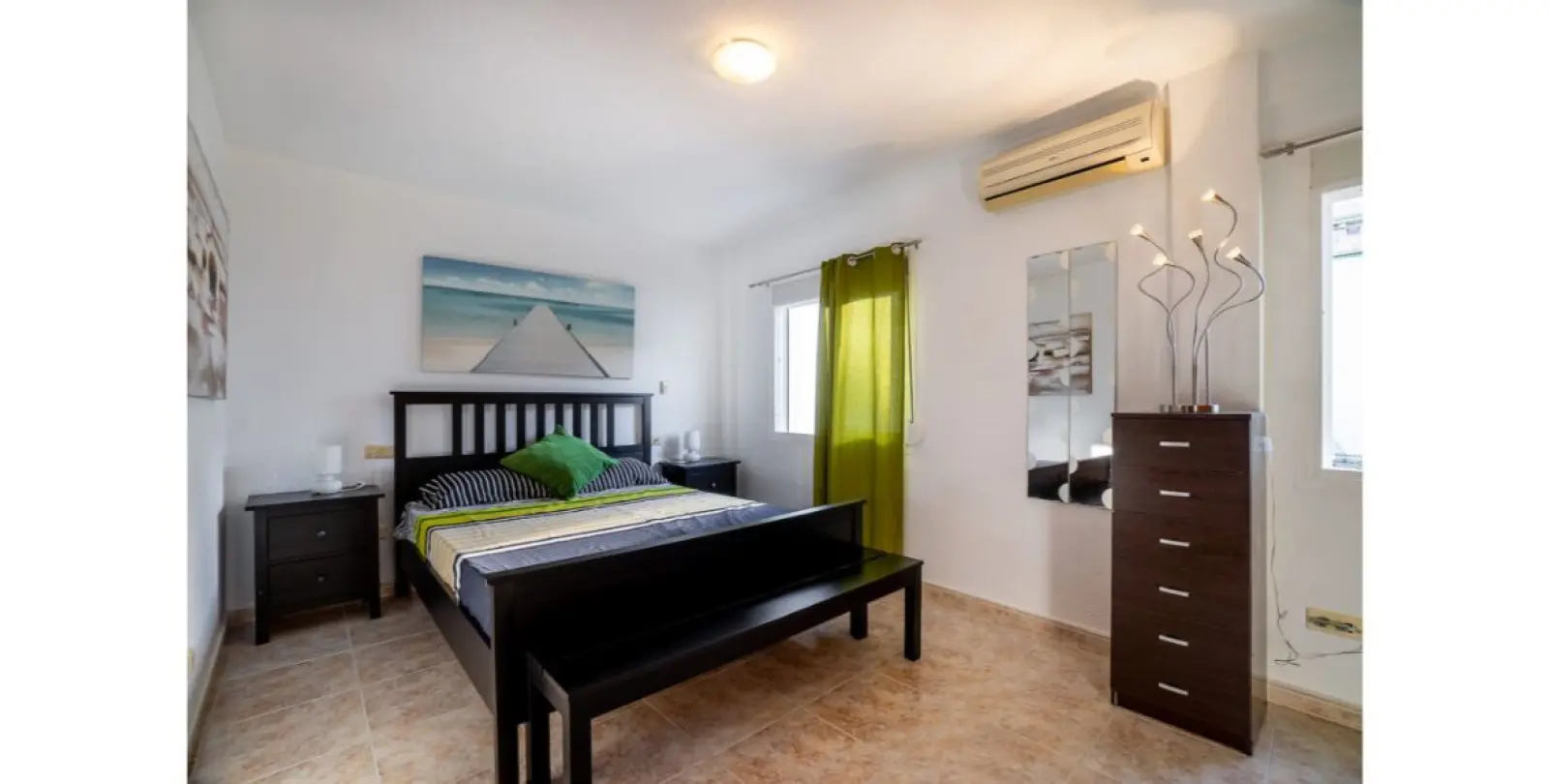 Venta de apartamento en planta media en Los Boliches 15