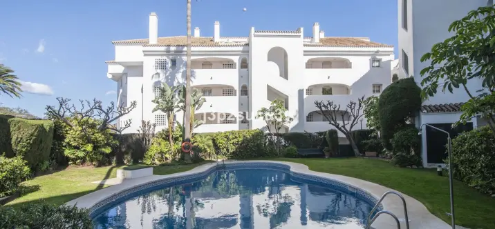 Sale of ground floor apartment in Guadalmina Baja 0
